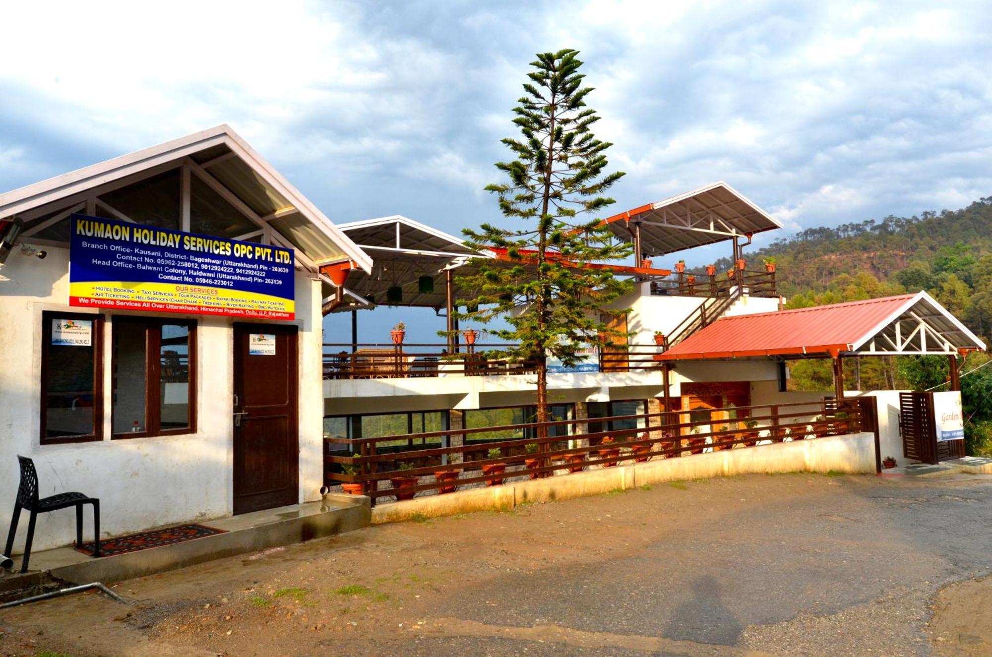 Uttarakhand Resort Каусані Екстер'єр фото