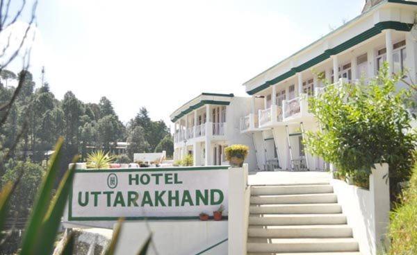 Uttarakhand Resort Каусані Екстер'єр фото