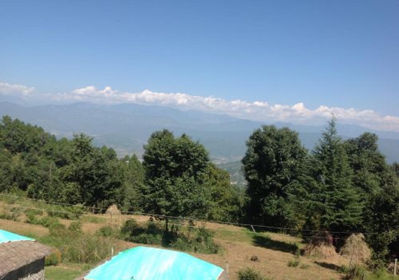 Uttarakhand Resort Каусані Екстер'єр фото